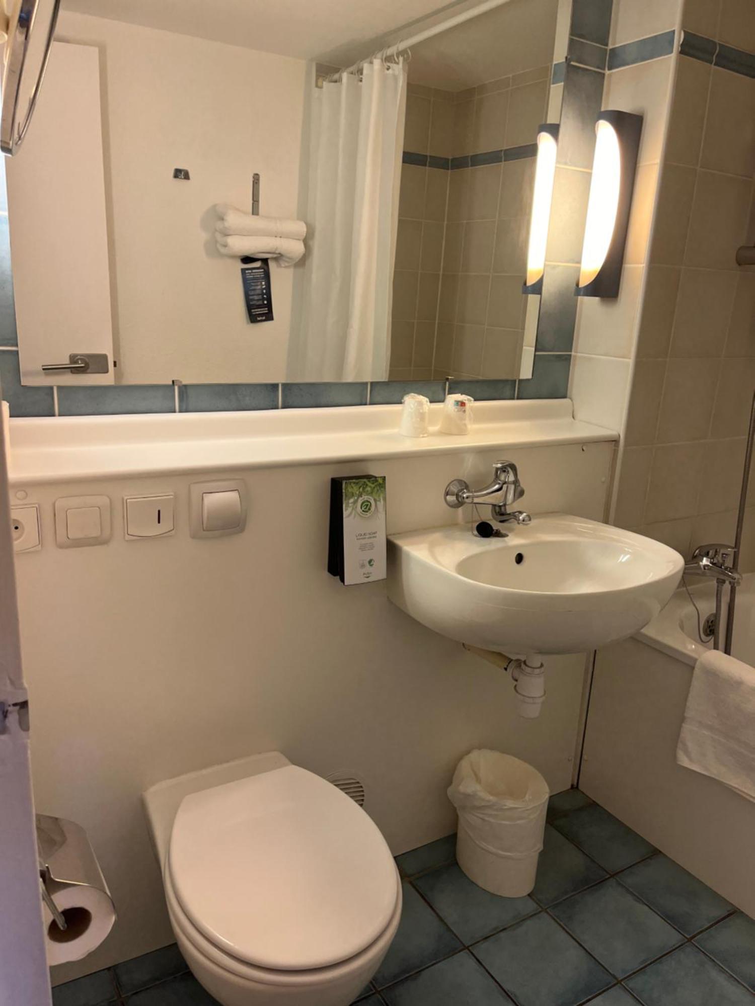 Kyriad Direct Marseille Ouest - Martigues Zewnętrze zdjęcie